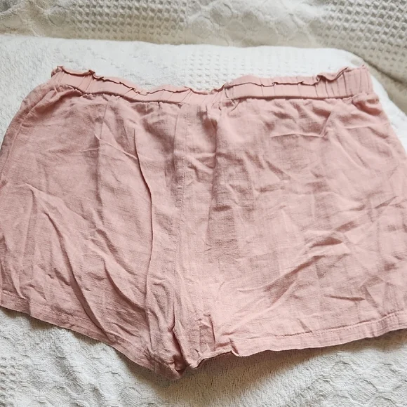SHEIN Dusty Rose Elastic Waist Shorts - Picture 4 of 4